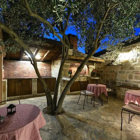 Vendégház Luxury Lavie 4*