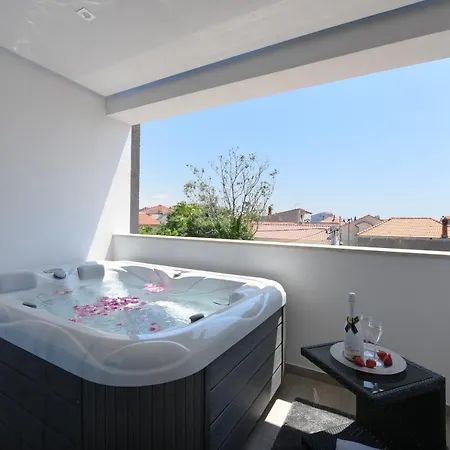 Luxury Lavie בית הארחה זאדאר