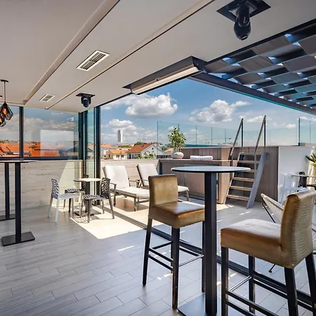 Luxury Lavie 4*