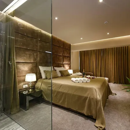 Luxury Lavie זאדאר