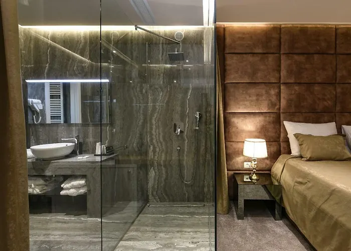 Luxury Lavie Penzion 4*