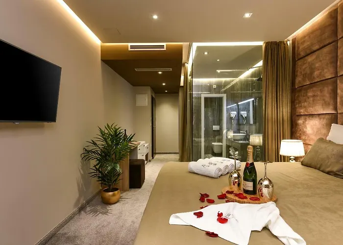 Luxury Lavie Penzion 4*