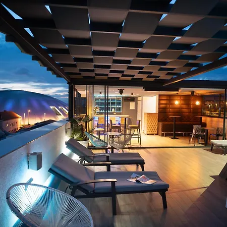 Luxury Lavie 4*